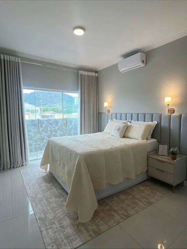 Giường bọc nệm cao cấp TTB13